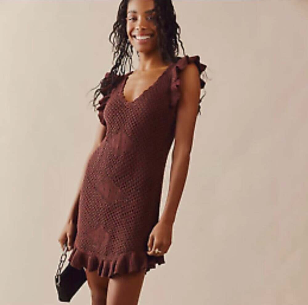 FREE PEOPLE Beach Mykonos Fauxchet Sweater Mini Dress Rum Raison, Medium